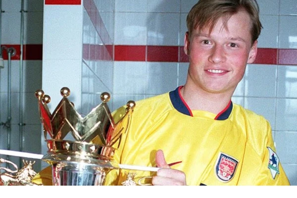 Alex Manninger foi campeão com o Arsenal