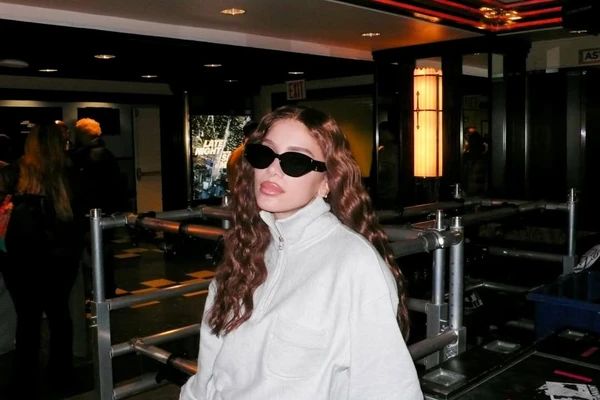 Anitta na divulgação do álbum "Equilibrium" por Reprodução/Instagram