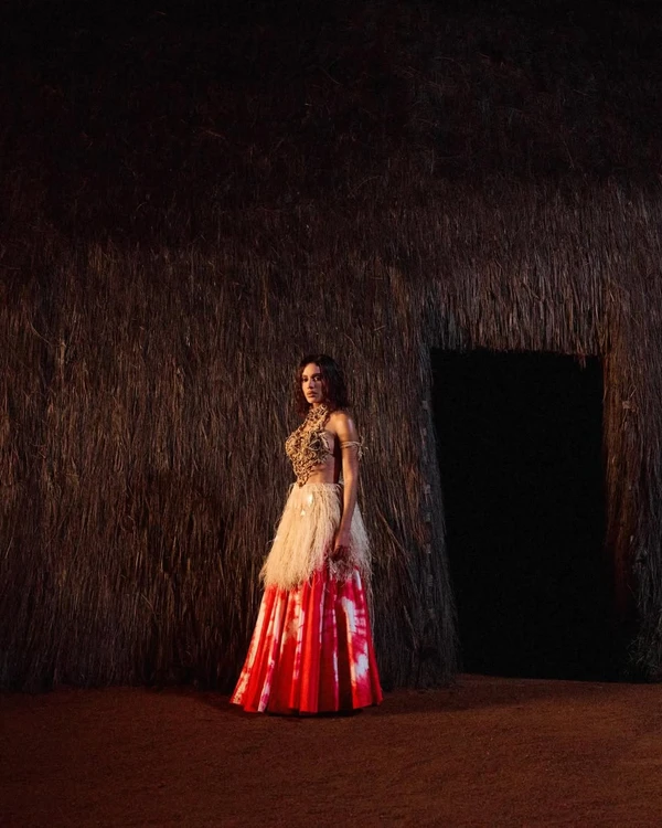 Anitta na divulgação do álbum "Equilibrium" por Reprodução/Instagram