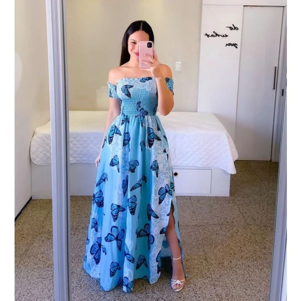 Vestido longo por Reprodução