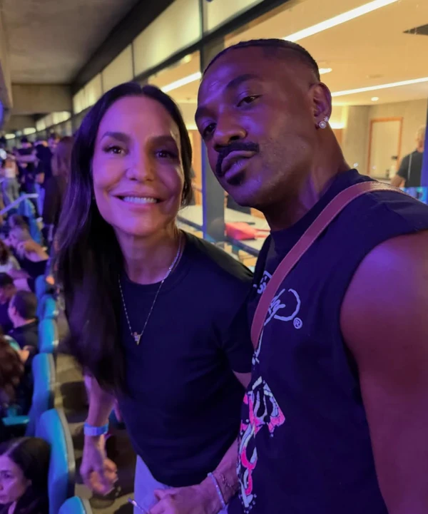 Ivete Sangalo e estilista Patrick Fortuna