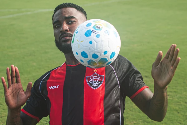 Novo uniforme do Vitória por Victor Ferreira/EC Vitória