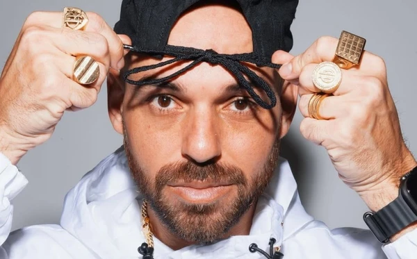 Papatinho abriu os bastidores do trabalho com Anitta e revelou a conexão criativa entre os dois