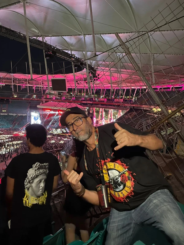 Rosivan Alves foi ao show com o filho e a nora por Acervo pessoal