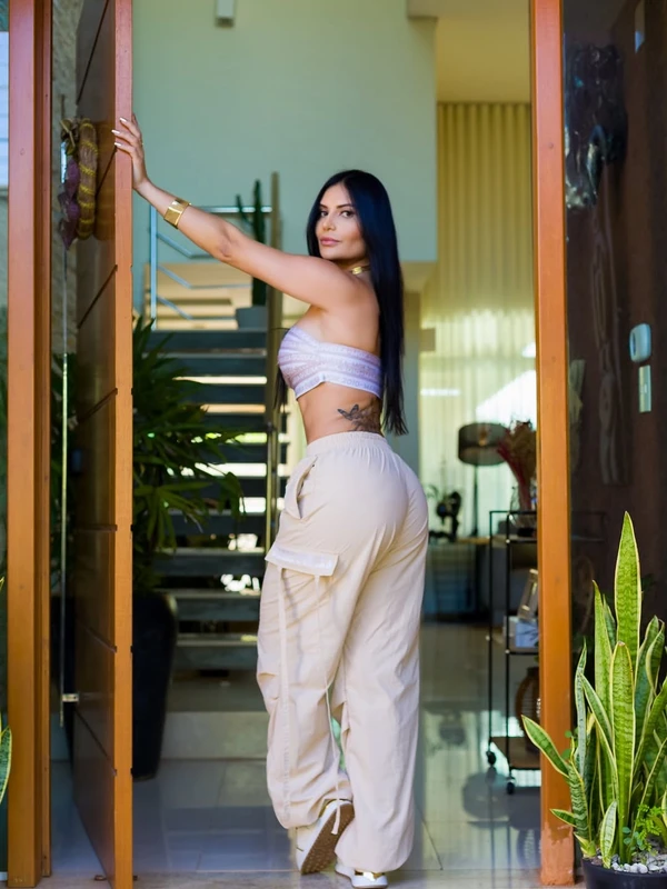 Sara Monteiro foi presa em operação contra tráfico e lavagem de dinheiro por Reprodução