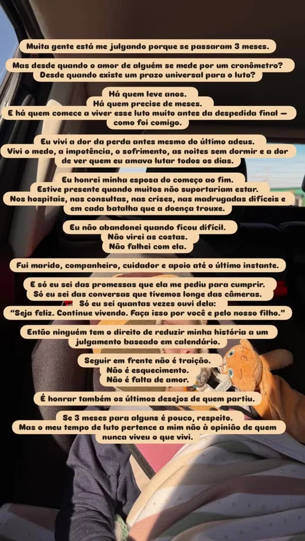 "Desde quando o amor de alguém se mede por um cronômetro? Desde quando existe um prazo universal para o luto?", disparou o viúvo por Reprodução/Redes Sociais 