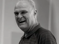 Imagem - Oscar Schmidt passou mal em casa e chegou ao hospital sem vida