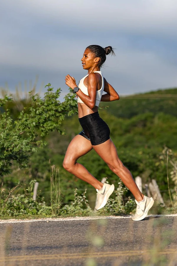 Atleta baiana Jeane Barreto tem 30 anos e é natural de Santo Antônio de Jesus, no Recôncavo Baiano por Matheus Camara