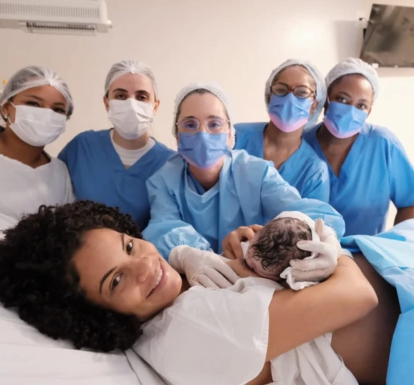 Bebê nasceu horas após inauguração da maternidade por Renata Casali/Divulgação