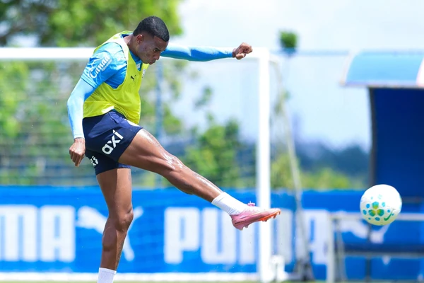 Jean Lucas em treino do Bahia