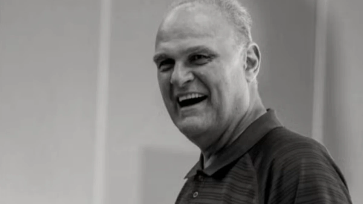 Oscar Schmidt foi diagnosticado com câncer em 2011