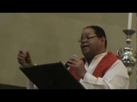 Padre Elmo Andrade de Souza por Reprodução