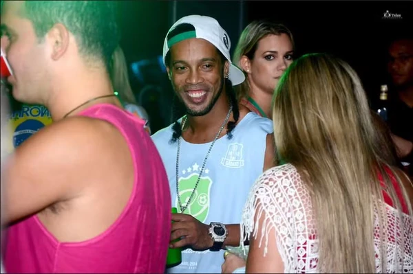 Ronaldinho Gaúcho em salvador, em 2014 por Reprodução/Agência Fred Pontes