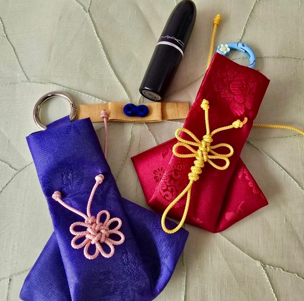 Annyeong por Reprodução