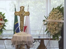 Imagem - Corpo de Gerardo Renault, pai de Ana Paula Renault, é velado nesta segunda-feira (20)