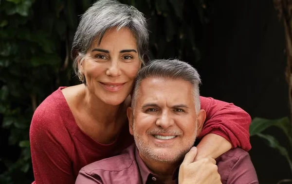 Glória Pires vive nova fase por Reprodução