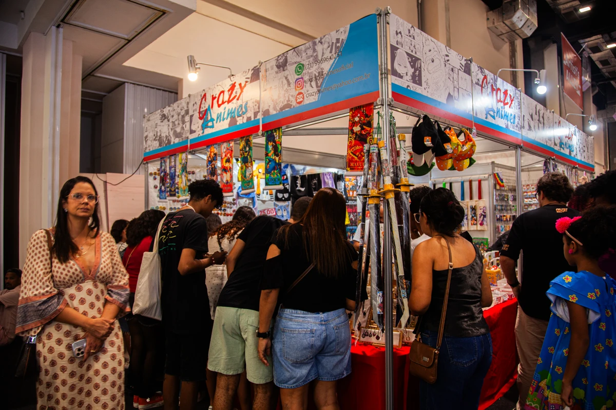 Penúltimo dia da Bienal do Livro, em Salvador por Sora Maia