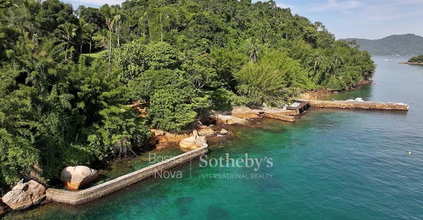 Ilha dos Porcos Grandes por Divulgação