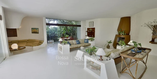 Ilha dos Porcos Grandes por Divulgação