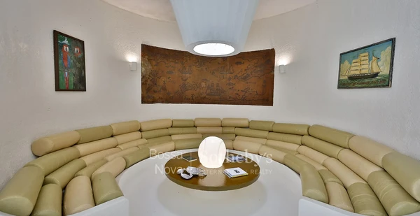 Ilha dos Porcos Grandes por Divulgação