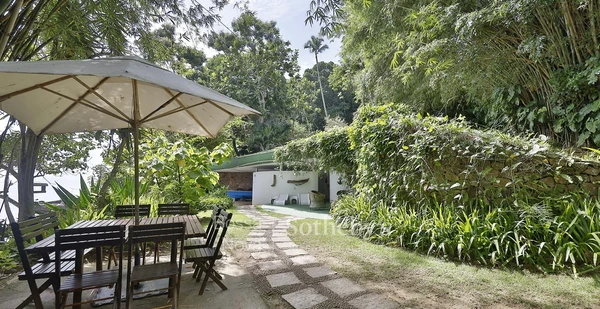 Ilha dos Porcos Grandes por Divulgação