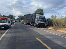 Imagem - Acidente com van que levava baianos após velório de familiar deixa ao menos 8 mortos