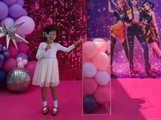 Imagem - Com fortuna de R$ 7,5 bilhões, Cristiano Ronaldo surpreende com simplicidade em festa da filha