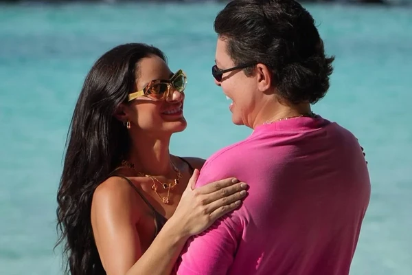 DJ Ivis chegou a ser preso após agredir Pâmella Holanda por Reprodução