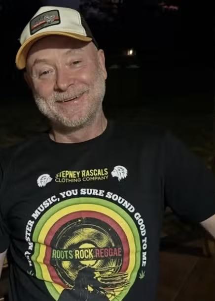 Dono de safári que dizia preferir a morte a matar um elefante morre pisoteado pelo animal por Reprodução