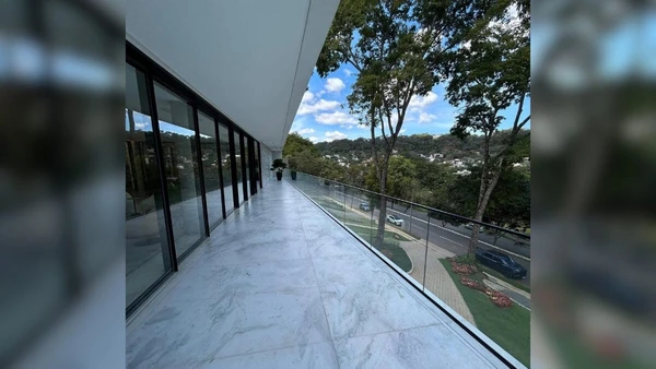 Mansão de Zé Felipe por Reprodução