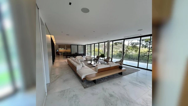 Mansão de Zé Felipe por Reprodução