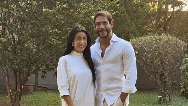 Michelle Barros anuncia gravidez com ator Shia Phoenix por Reprodução|Redes sociais