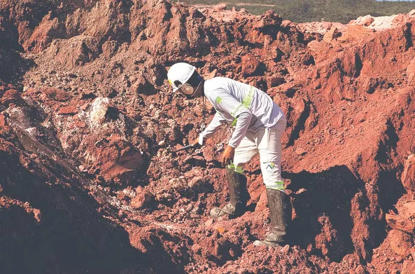 Mina de terras raras por Divulgação