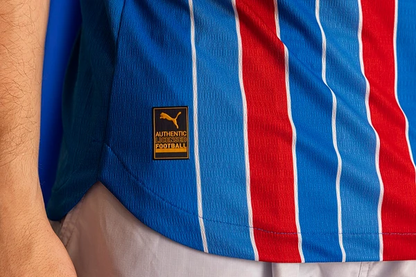 Nova camisa tricolor do Bahia por Divulgação