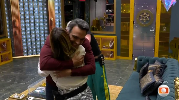 Tadeu invade casa do BBB 26 por Reprodução