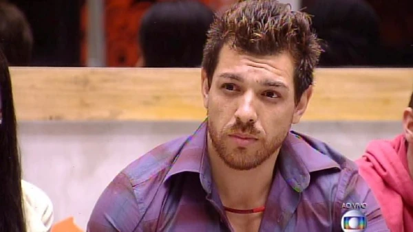 Cézar Lima (BBB 15): 65% por Reprodução