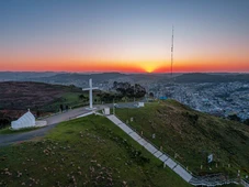 Imagem - Morador é indenizado em R$ 10 mil após descobrir que pagava energia de ponto turístico