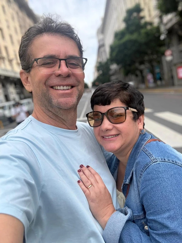 Cerimonialista baiano é furtado em hotel durante viagem internacional: ‘Perdemos cerca de 500 dólares’ por Reprodução / Redes sociais