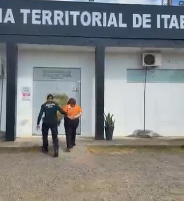 Funcionária é presa por roubar dinheiro do caixa de loja na Bahia por Reprodução