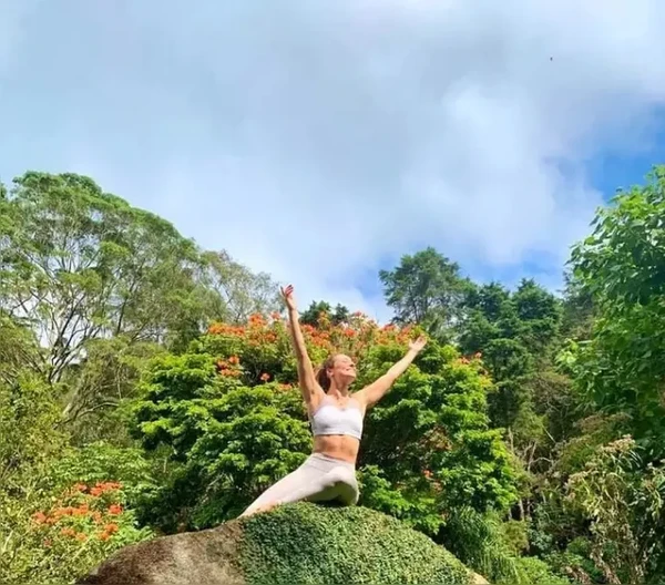 Sítio de Paolla Oliveira une luxo, piscina e natureza na serra do Rio por Reprodução