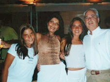 Imagem - Sequestro e falência: milionário matou a esposa e as filhas enquanto dormiam e chocou o Brasil