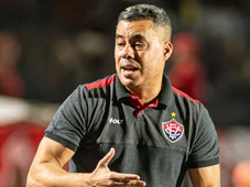 Imagem - O quebra-cabeça de Jair Ventura: lesões aumentam no Vitória em meio a calendário sem descansos
