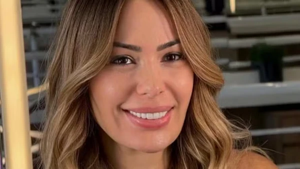 A influenciadora Ju Isen por Divulgação