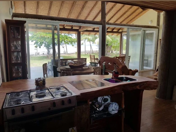 Cozinha e sala por Divulgação