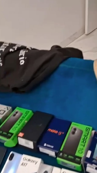 Homens armados invadem supermercado e roubam clientes e funcionários na Bahia por Divulgação / PC-BA