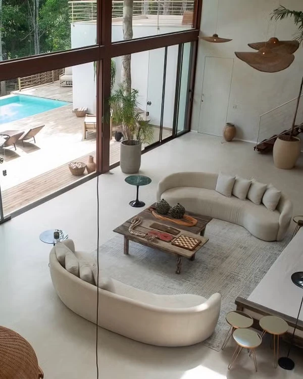 Mansão que Isis Valverde e Marcus Buaiz estão hospedados em Trancoso por Reprodução/Instagram