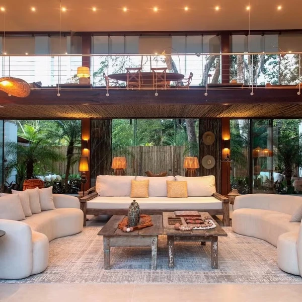 Mansão que Isis Valverde e Marcus Buaiz estão hospedados em Trancoso por Reprodução/Instagram