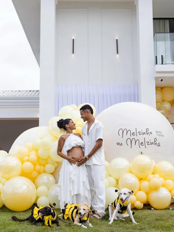 Sheuba e Tiago descobriram que esperam uma menina por Reprodução/Instagram