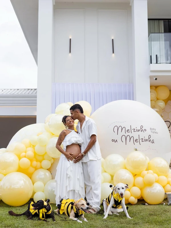 Sheuba e Tiago descobriram que esperam uma menina por Reprodução/Instagram