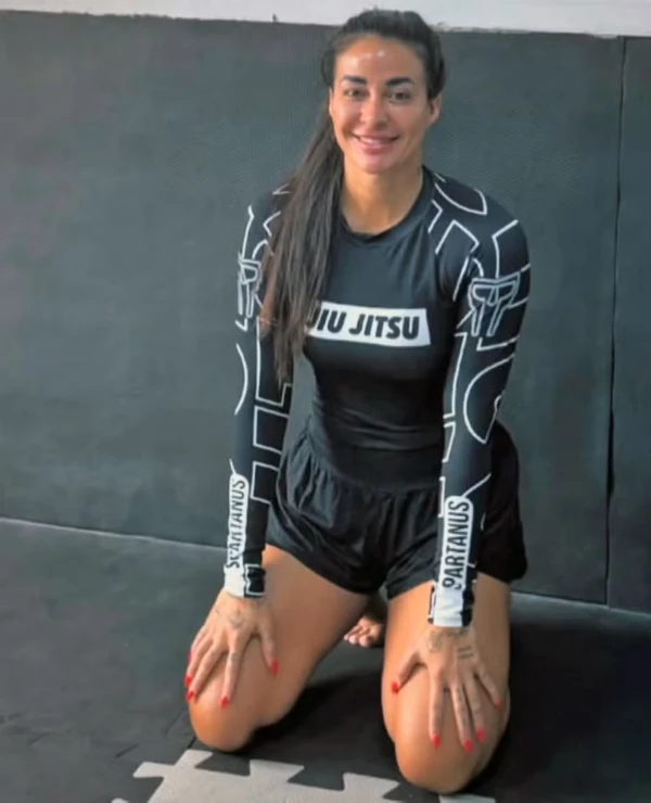 Tamyris Teixeira Santos por Reprodução